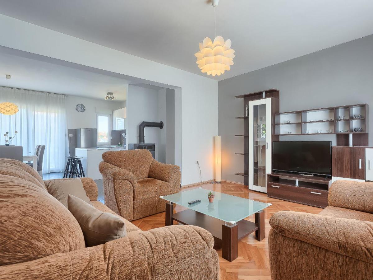 Holiday Home Rovere By Interhome Pula Exteriör bild